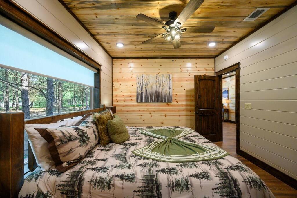 The Whiskey Trip! Family Getaway Villa Broken Bow Exterior photo