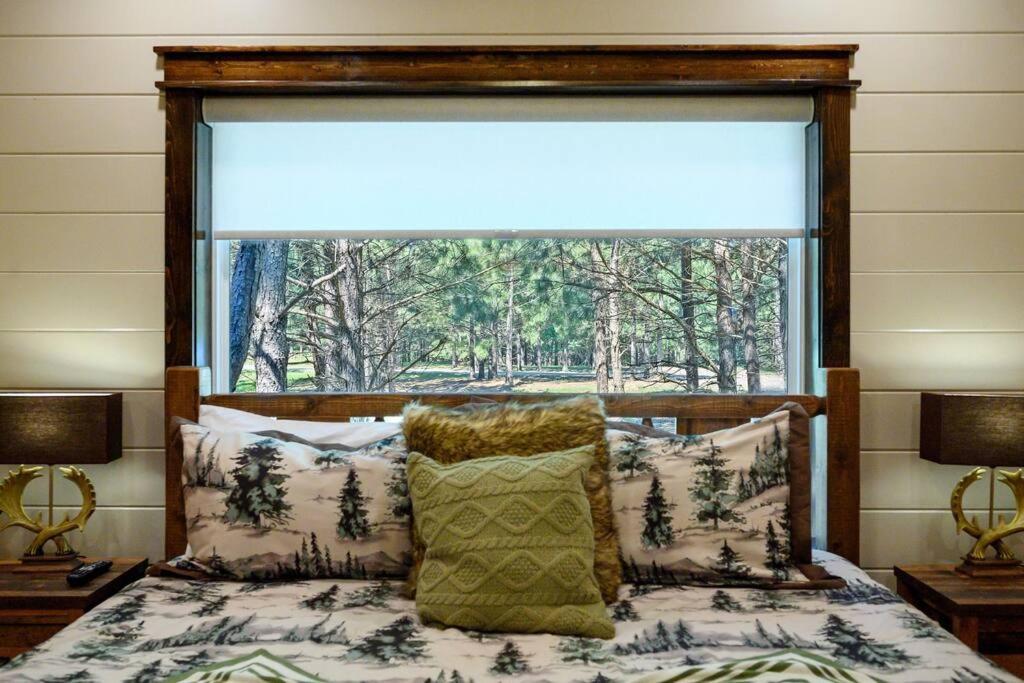 The Whiskey Trip! Family Getaway Villa Broken Bow Exterior photo